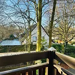 Walnuss Apartment- Wachmaschine- Parkplatz- Balkon Apartament