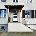 Walnuss Apartment- Wachmaschine- Parkplatz- Balkon *