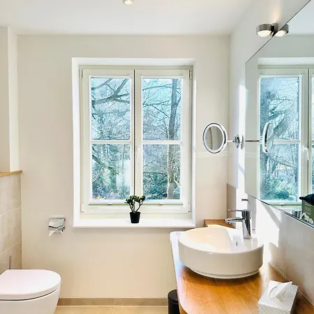 Appartamento Walnuss Apartment- Wachmaschine- Parkplatz- Balkon Niederdorla