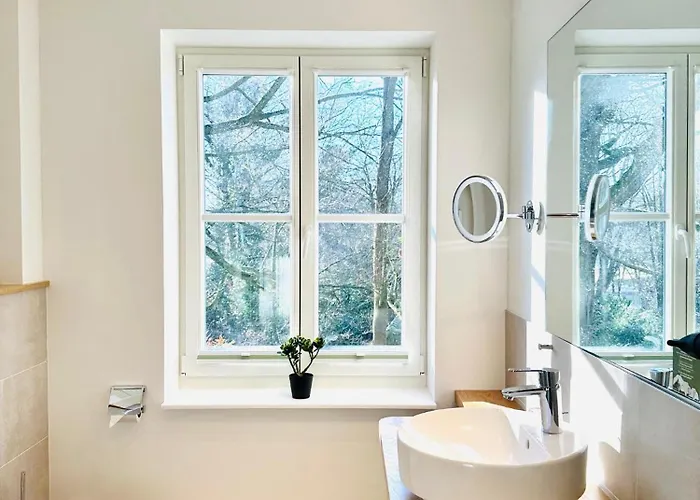 Appartement Walnuss Apartment- Wachmaschine- Parkplatz- Balkon Niederdorla