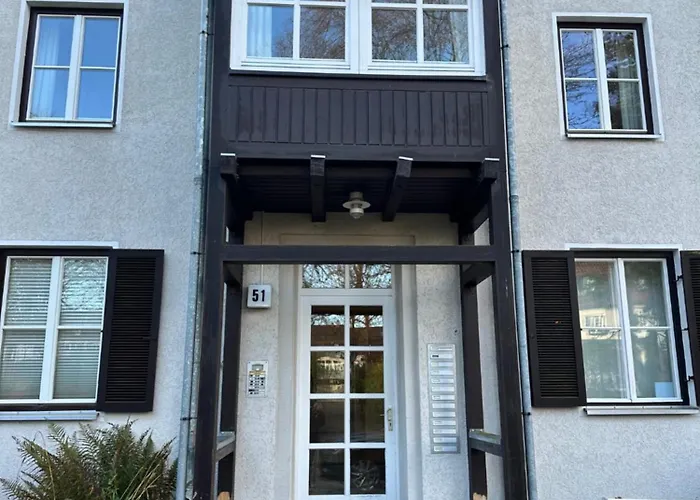 Walnuss Apartment- Wachmaschine- Parkplatz- Balkon Appartement Niederdorla